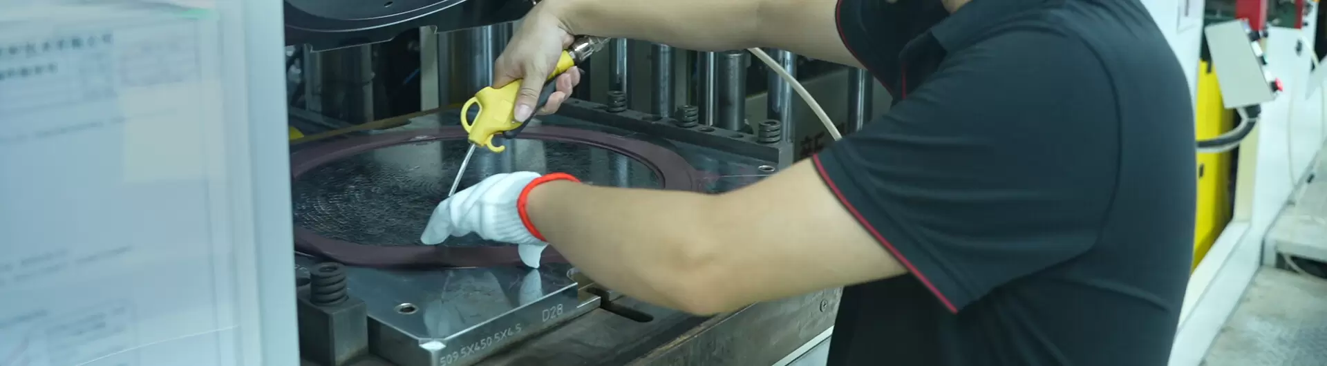 معلومات عنا