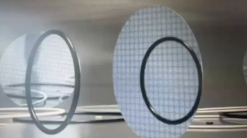 معدات أشباه الموصلات