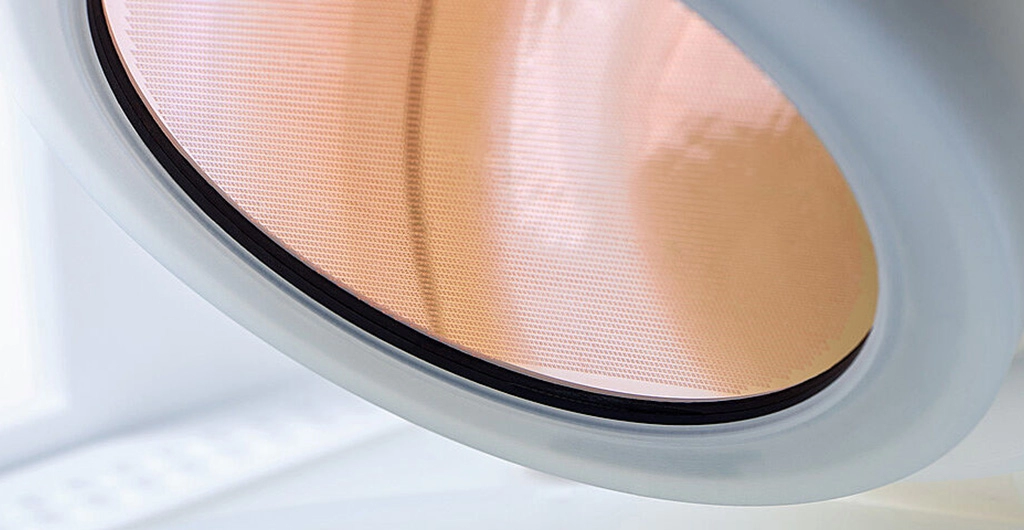 معدات أشباه الموصلات